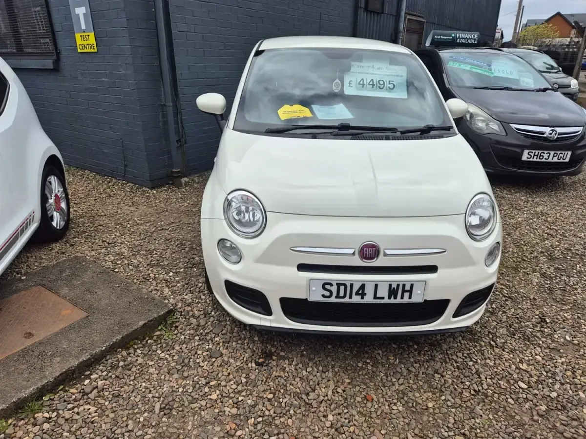 Begagnad Fiat 500 S 69 HK (50 kW) 2014 Vit Halvkombi