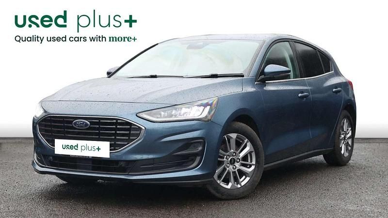 Used Ford Focus Titanium 125 HP (91 kW) 2022 Blue Hatchback