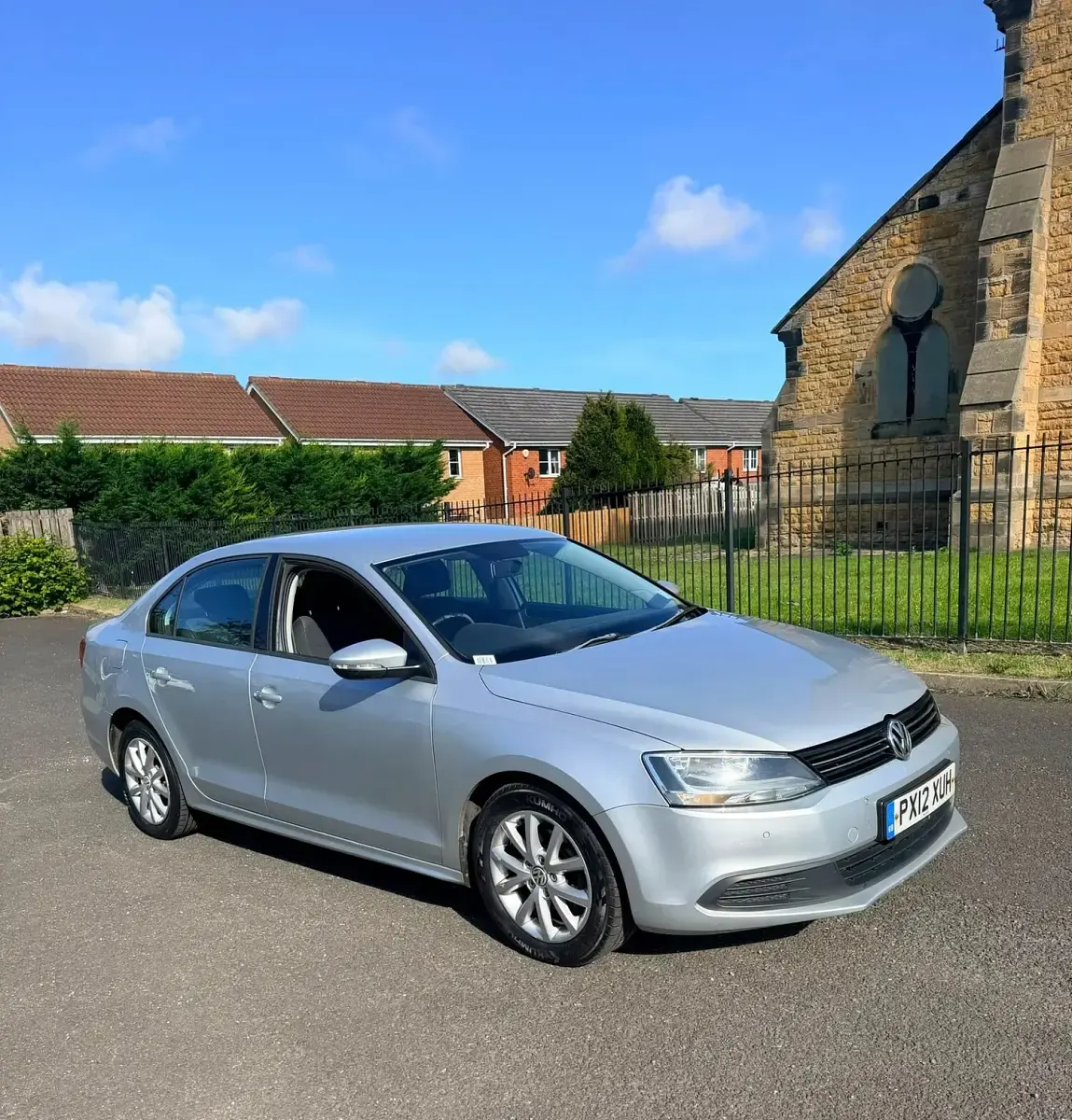 Used VW Jetta SE 105 HP (77 kW) 2012 Silver Sedan