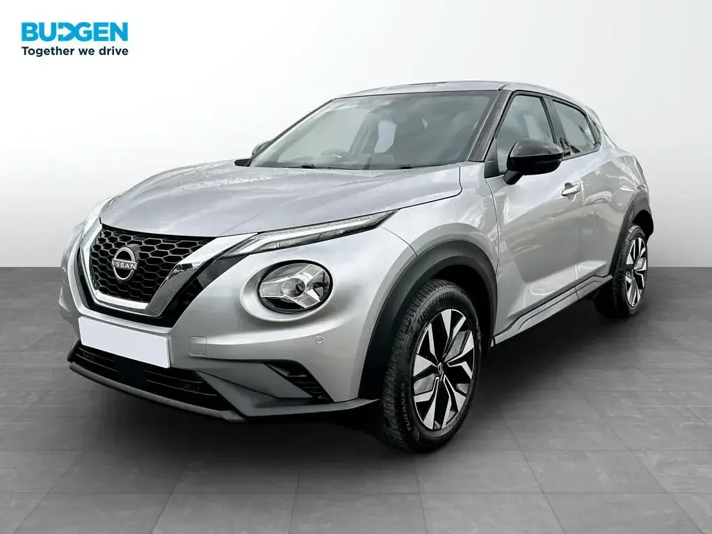 Used Nissan Juke Acenta 114 HP (83 kW) 2023 Silver SUV