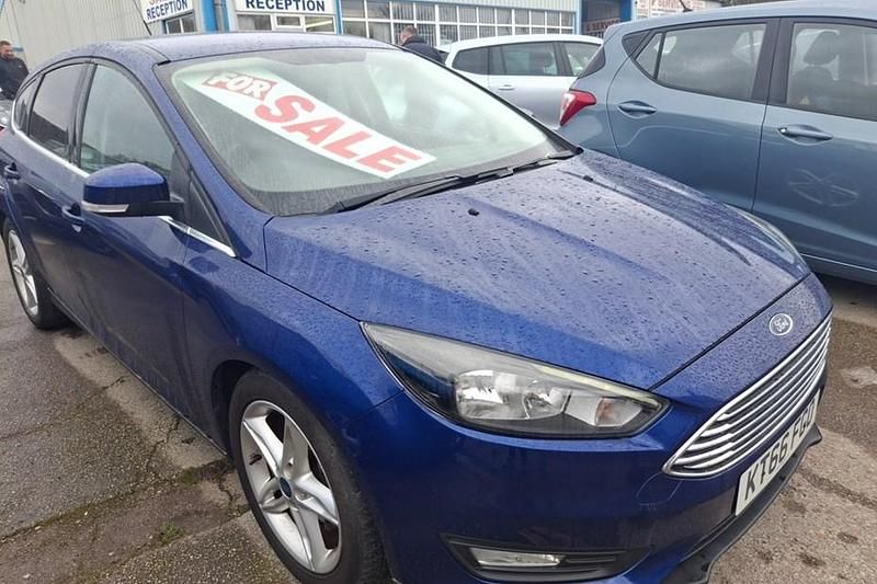 Used Ford Focus Zetec 2016 Blue Hatchback
