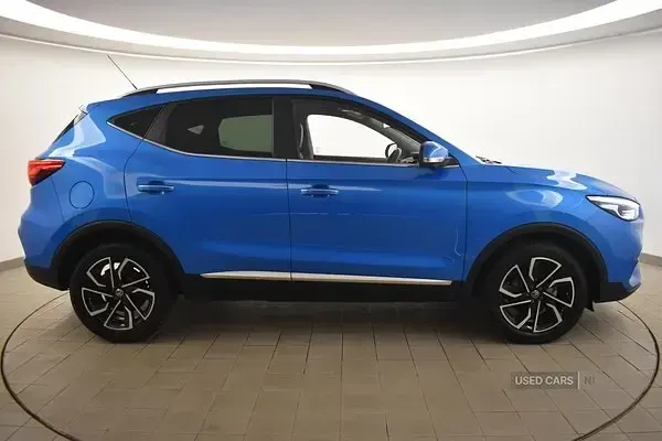 Używany MG ZS Exclusive 111 KM (81 kW) 2023 Niebieski SUV