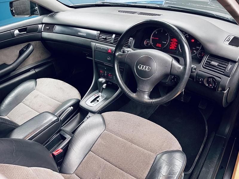 Used Audi A6 Allroad Premium 180 HP (132 kW) 2002 Black Estate