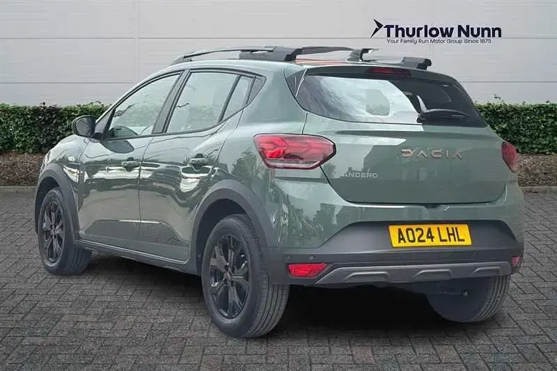 Usado Dacia Sandero Extreme 91 CV (66 kW) 2024 Verde Utilitario