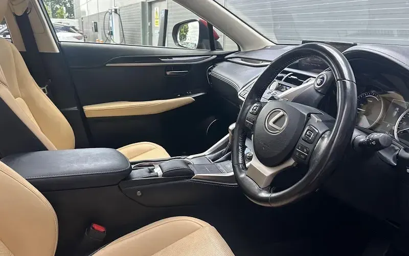 Used Lexus NX300h 197 HP (144 kW) 2020 Red SUV
