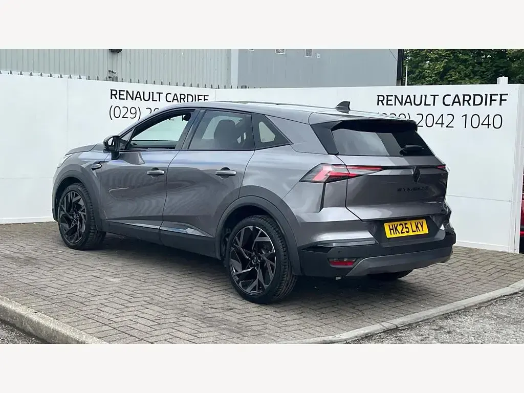 Used Renault Symbioz Iconic Esprit Alpine 143 HP (105 kW) 2025 Grey  SUV