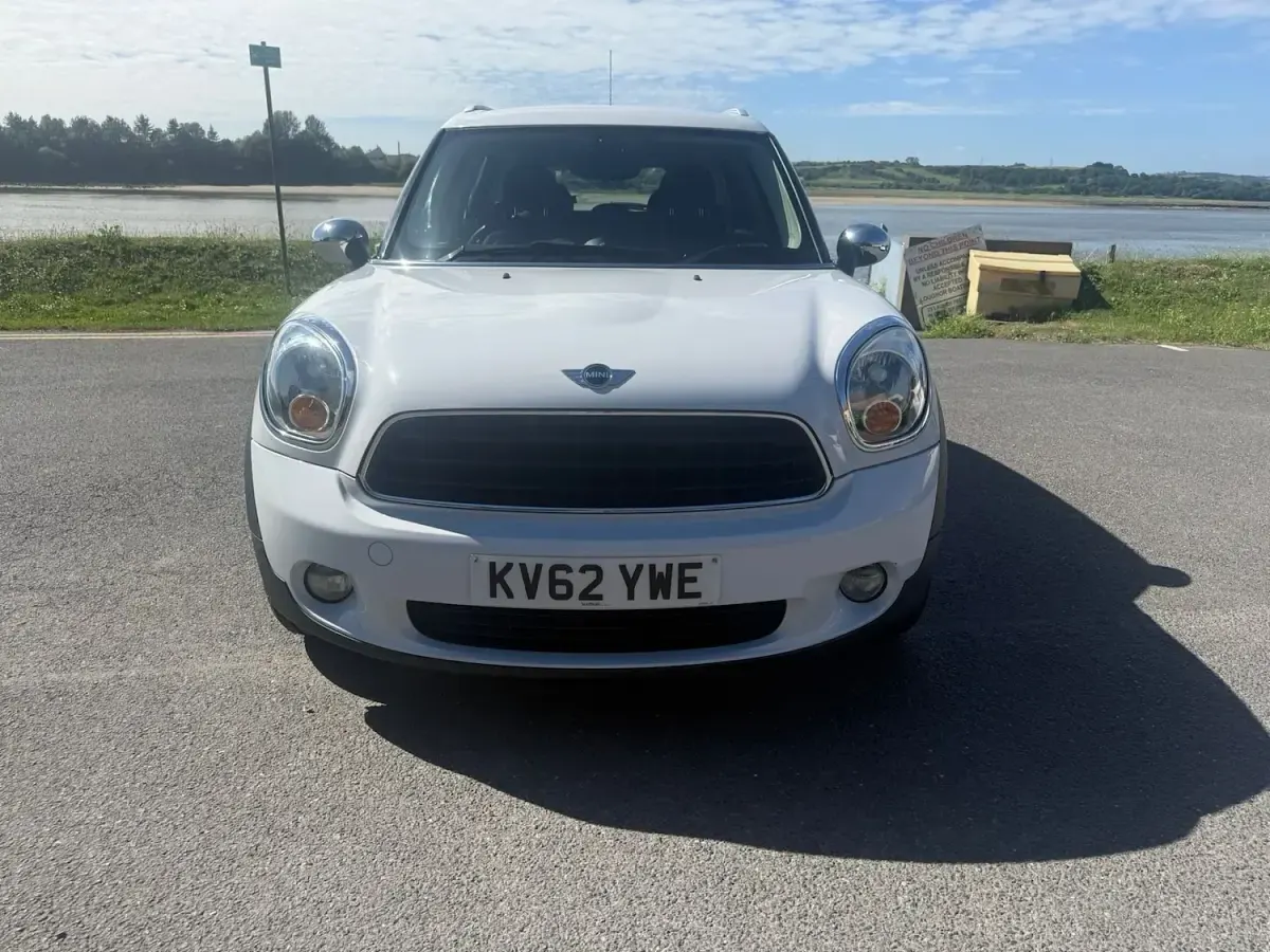 Used Mini One D 90 HP (66 kW) 2012 White Hatchback