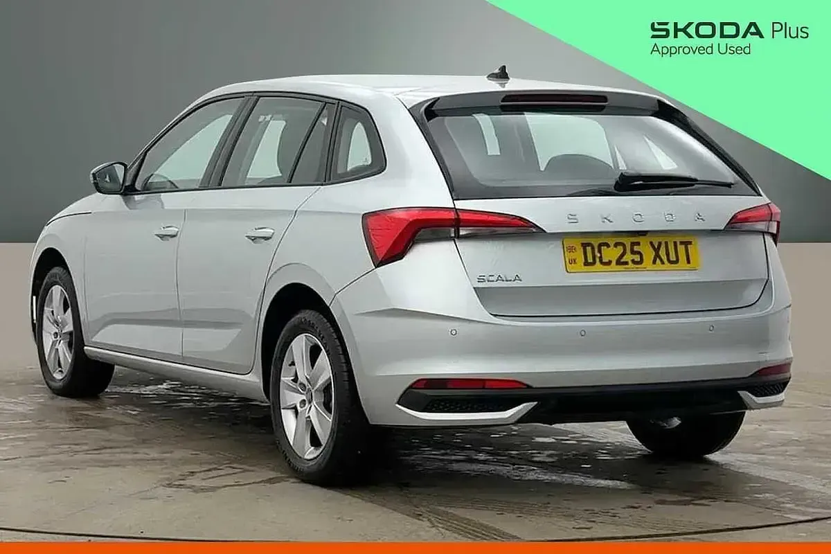 Used Skoda Scala SE 115 HP (84 kW) 2025 Brilliant silver metallic Hatchback