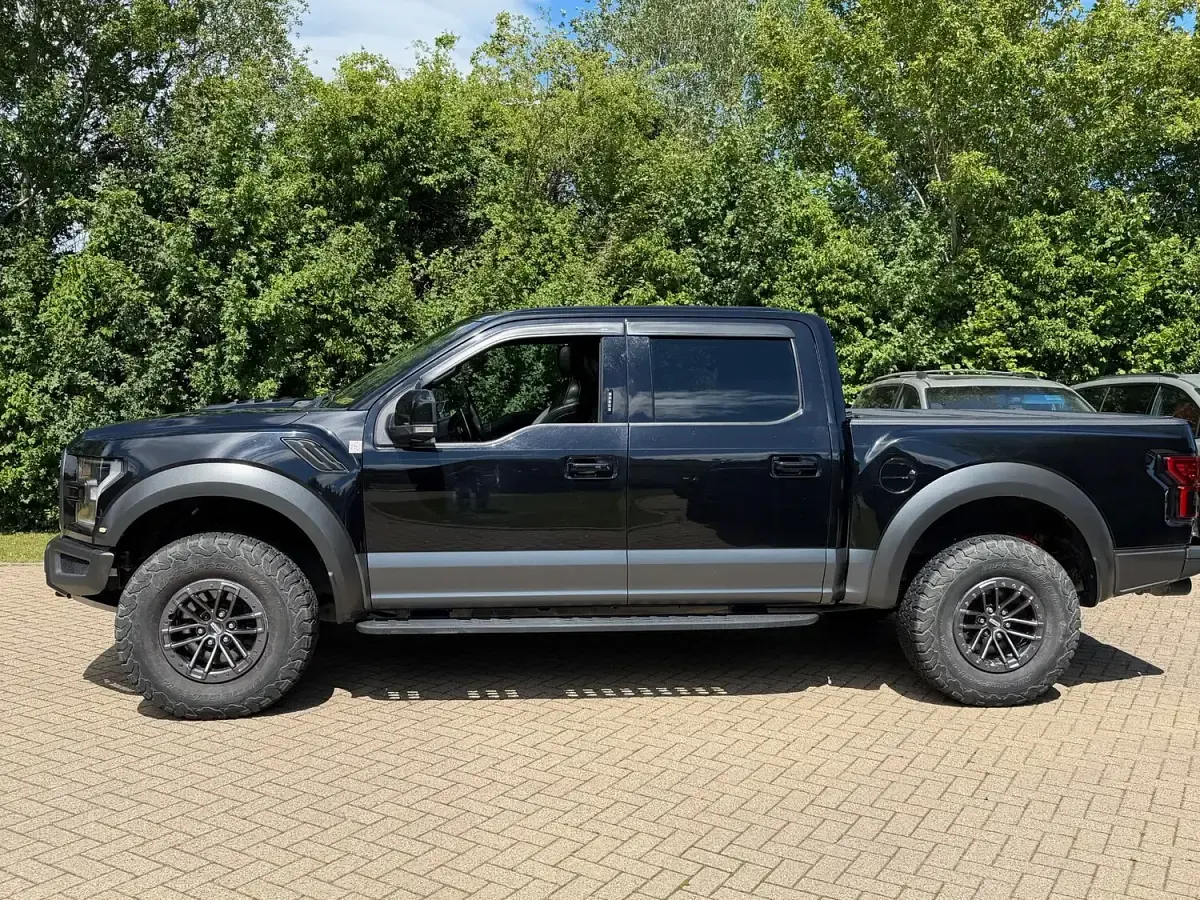 Used Ford F-150 Raptor 2020 Black Pickup