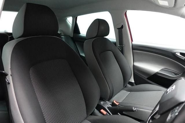 Used Seat Ibiza SE 90 HP (66 kW) 2017 Red Hatchback