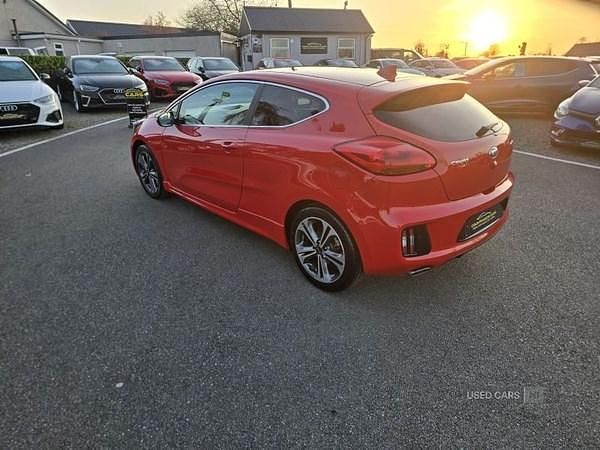 Used Kia ProCeed GT-Line 136 HP (100 kW) 2018 Red Hatchback
