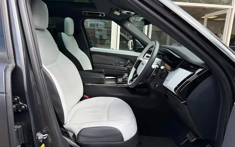 Used Land Rover Range Rover Sport S 249 HP (183 kW) 2025 Grey SUV