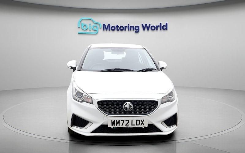 Used MG MG3 Exclusive 106 HP (77 kW) 2023 White Hatchback