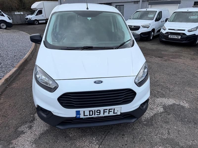 Used Ford Transit Trend 2019 White Van