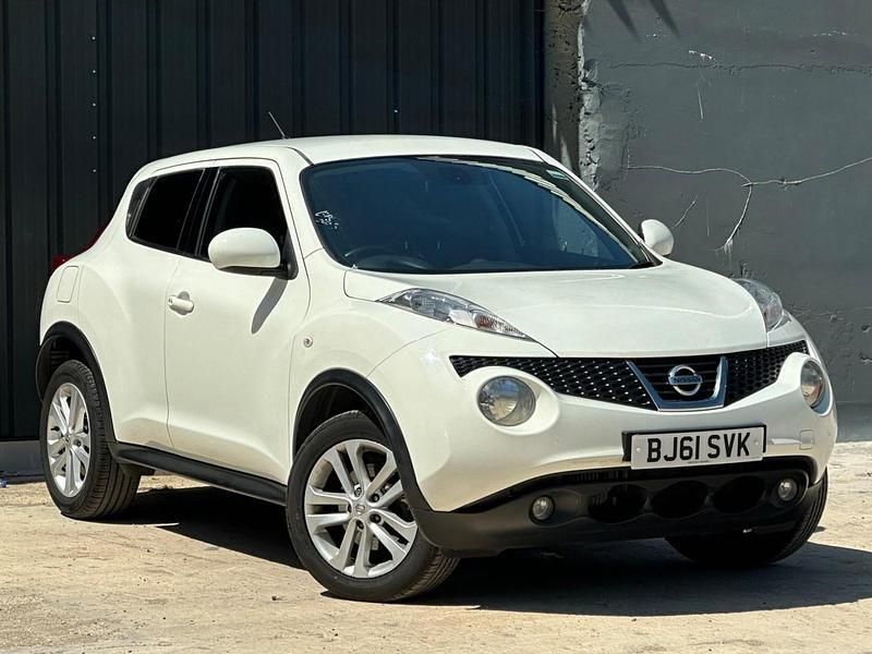 White Used 2011 Nissan Juke Tekna SUV | £3,730 (A bit pricey) - Image 1/4