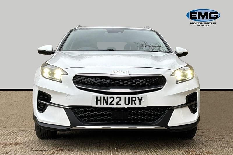 Used Kia XCeed 139 HP (102 kW) 2022 White SUV