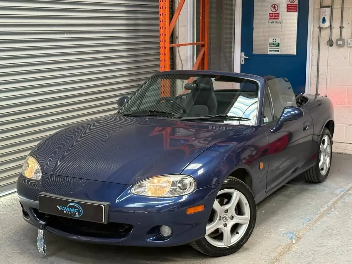 Used Mazda MX5 146 HP (107 kW) 2002 Blue Cabriolet