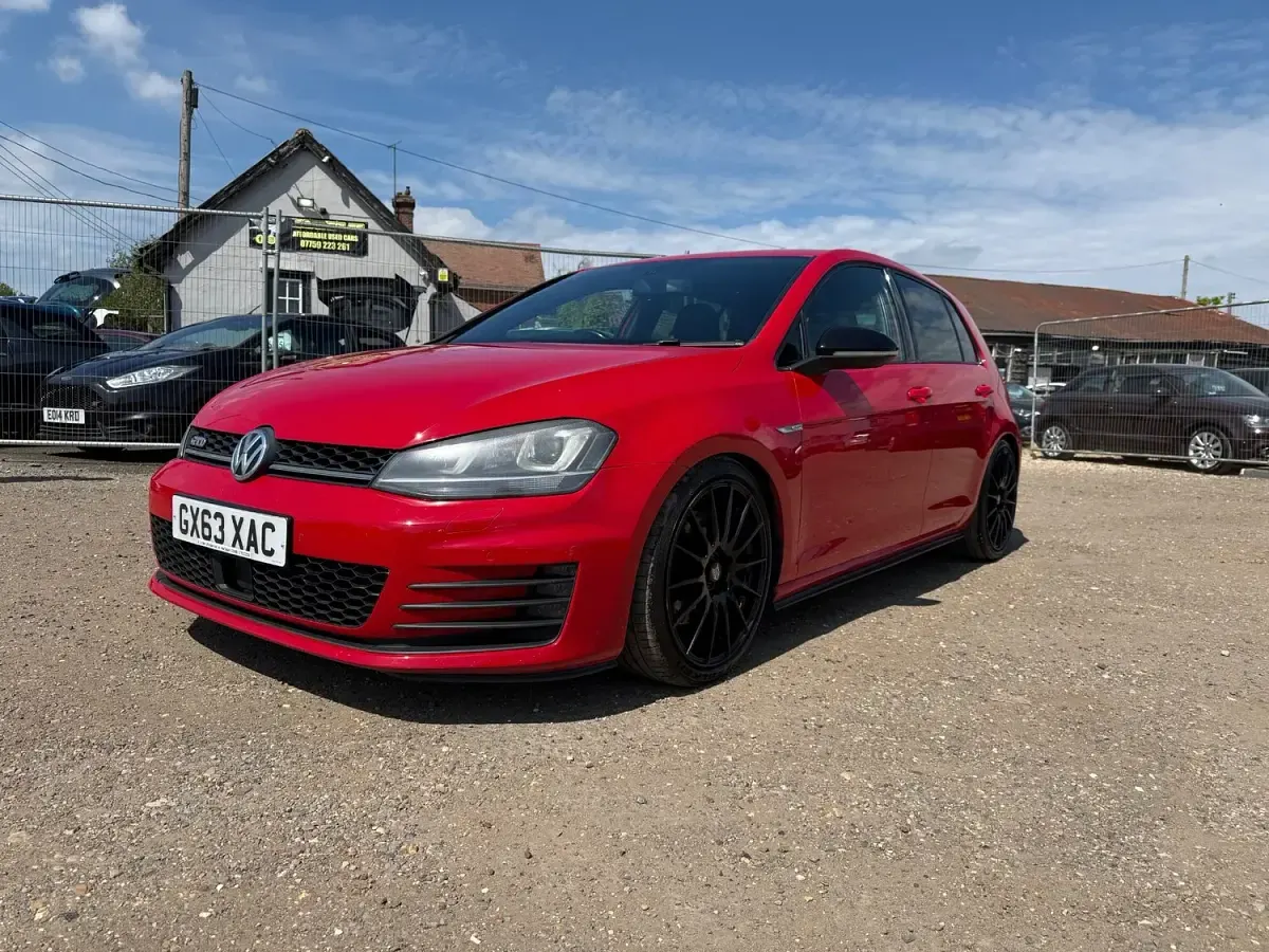 Used VW Golf VII GTD 150 HP (110 kW) 2013 Red Hatchback