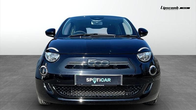 Second-hand Fiat 500e 85 kW (116 CP) 2024 Negru Hatchback
