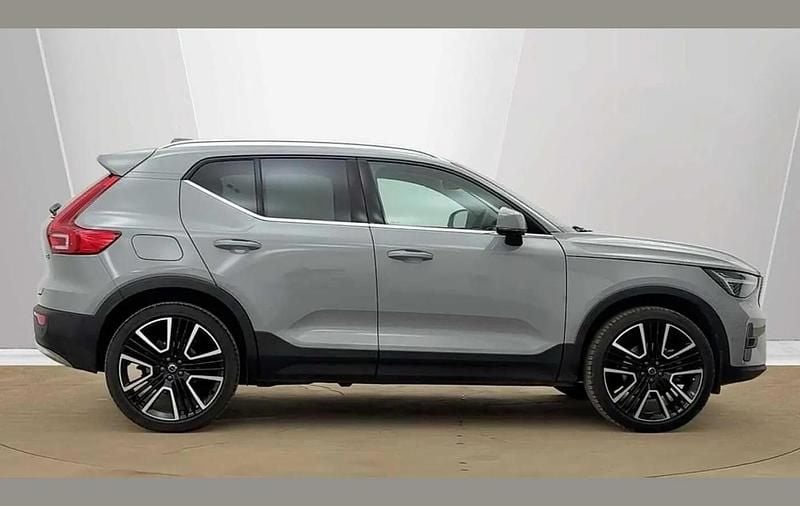 Used Volvo XC40 Ultra 161 HP (118 kW) 2025 Grey SUV