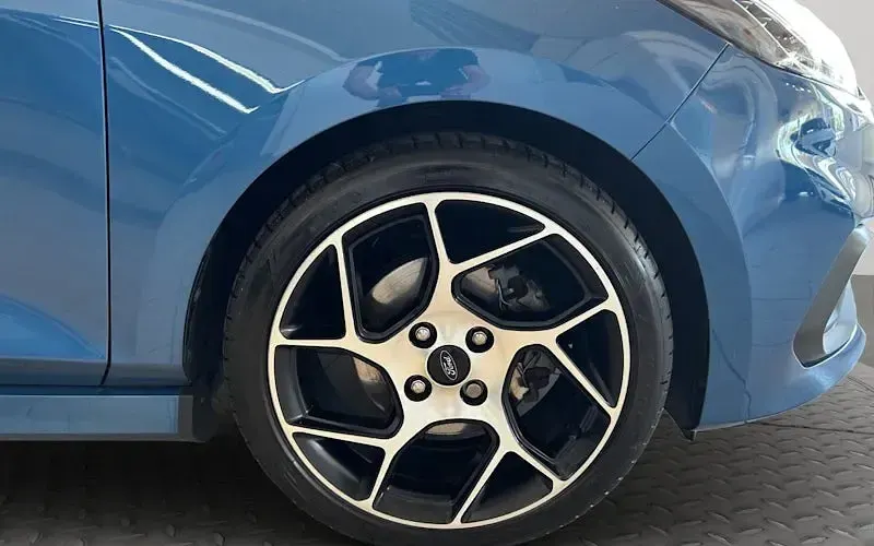 Używany Ford Fiesta ST 200 KM (147 kW) 2019 Niebieski Hatchback