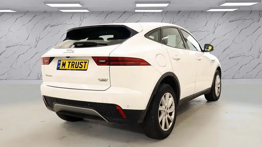Used Jaguar E-Pace S 150 HP (110 kW) 2019 White SUV