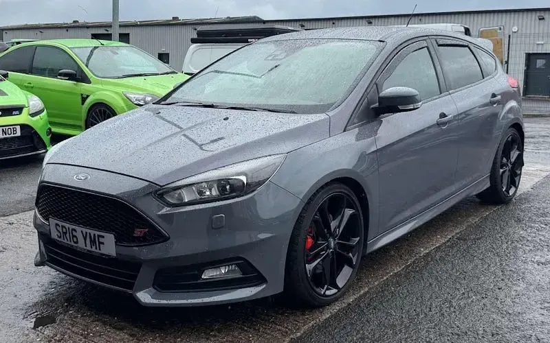 Used Ford Focus ST 185 HP (136 kW) 2016 Hatchback