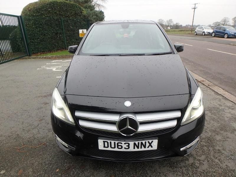 Used Mercedes B180 SE 122 HP (89 kW) 2025 Black MPV