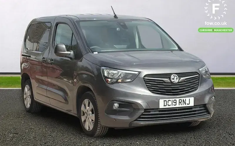 Used Vauxhall Combo 110 HP (80 kW) 2019 MPV