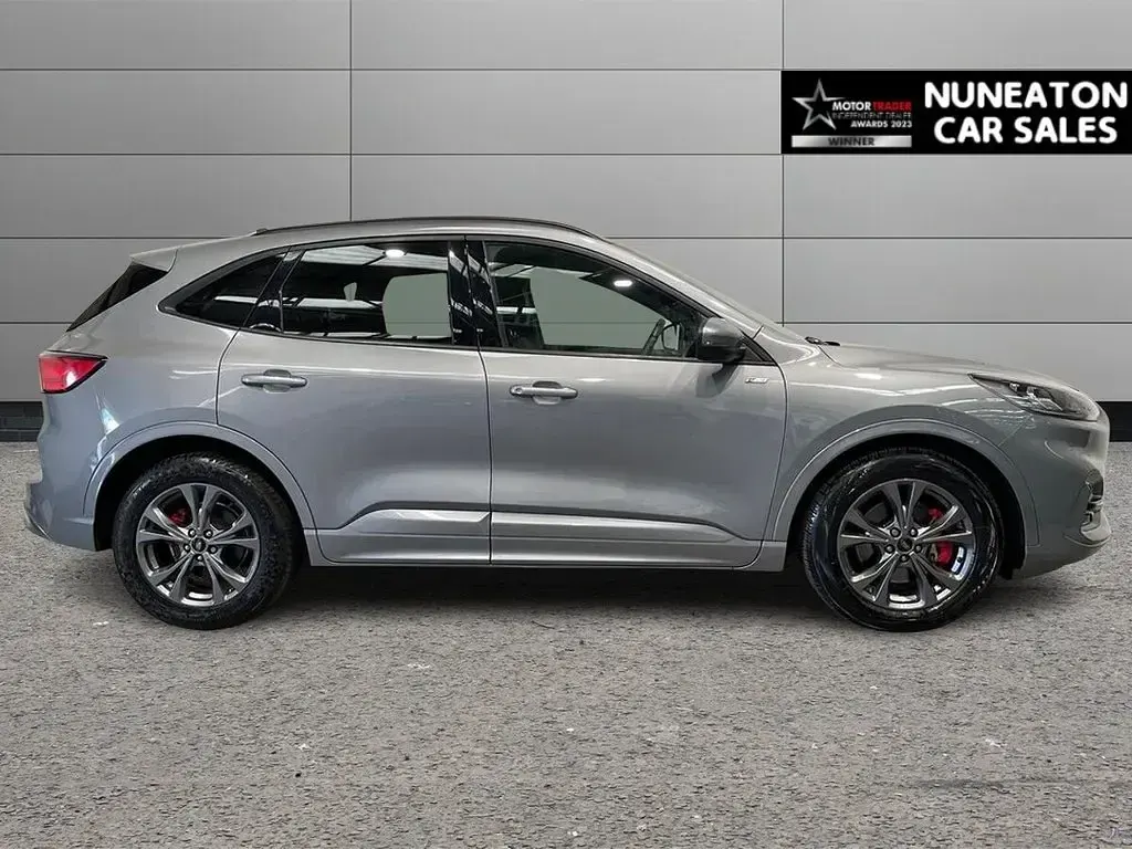 Used Ford Kuga ST-Line 225 HP (165 kW) 2021 Silver SUV