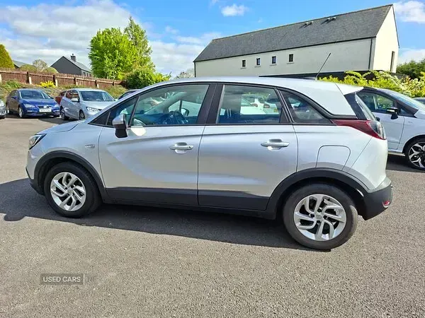 Used Vauxhall Crossland X 81 HP (59 kW) 2019 Silver SUV