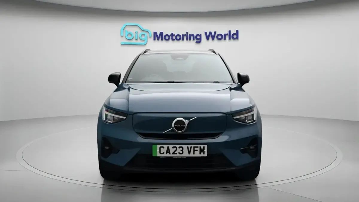 Used Volvo XC40 Plus 300 kW (408 HP) 2023 Blue SUV