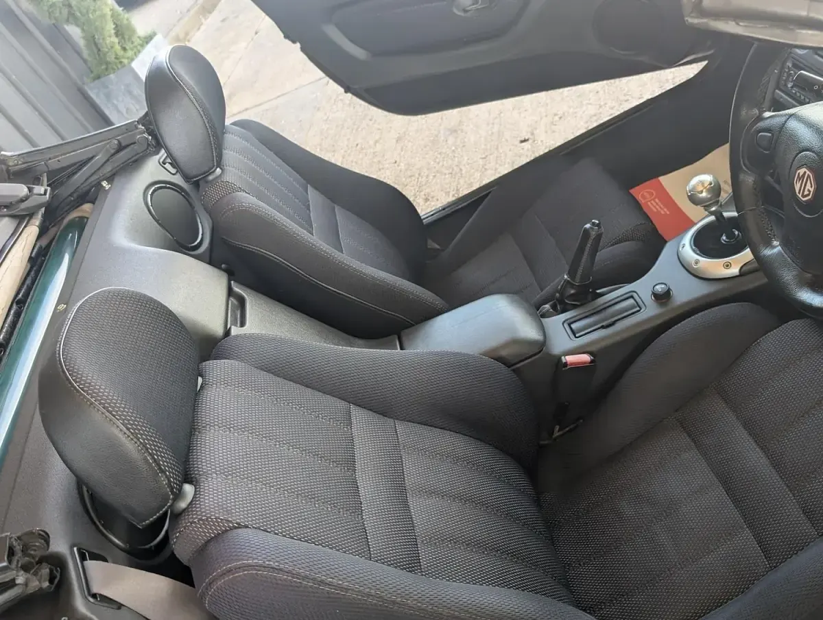 Used MG F 2005 Black Cabriolet