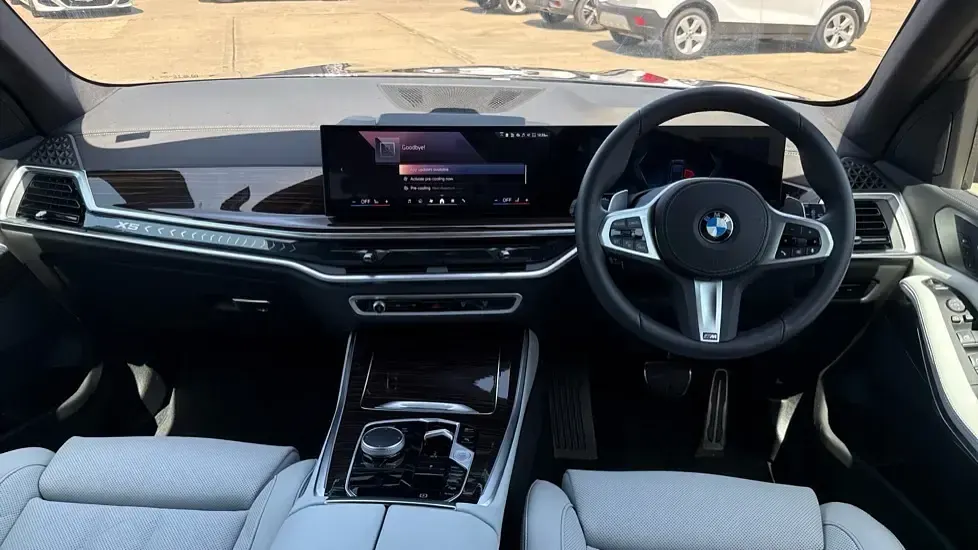 Used BMW X5 M Sport 298 HP (219 kW) 2025 Black sapphire SUV