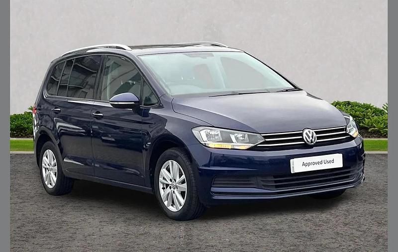 Used VW Touran Family 115 HP (84 kW) 2020 Blue MPV