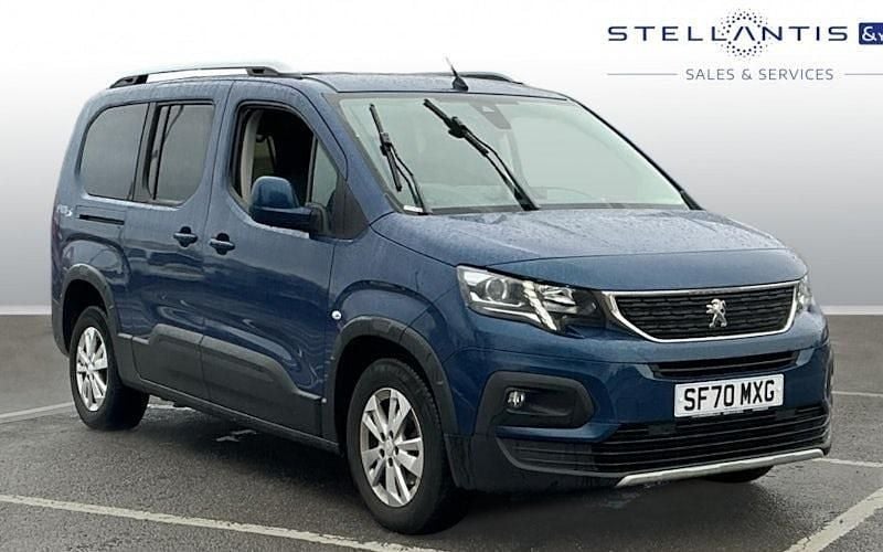 Used Peugeot Rifter Allure 102 HP (75 kW) 2023 MPV