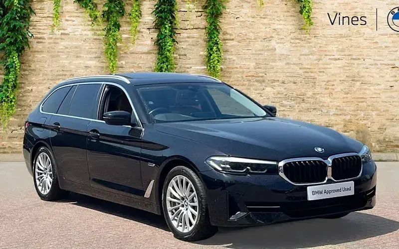 Used BMW 530e Comfort Edition 292 HP (214 kW) 2023 Estate