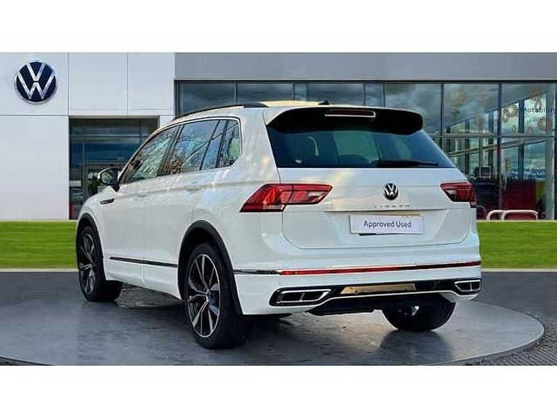 Used VW Tiguan R-line 150 HP (110 kW) 2023 Pure white SUV