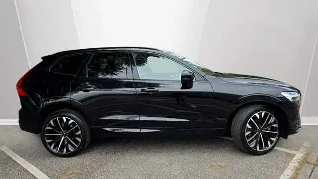 Used Volvo XC60 Ultra 250 HP (183 kW) 2025 Black SUV