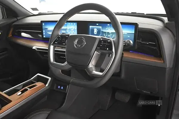 Used KGM Torres 152 kW (207 HP) 2025 Grey SUV