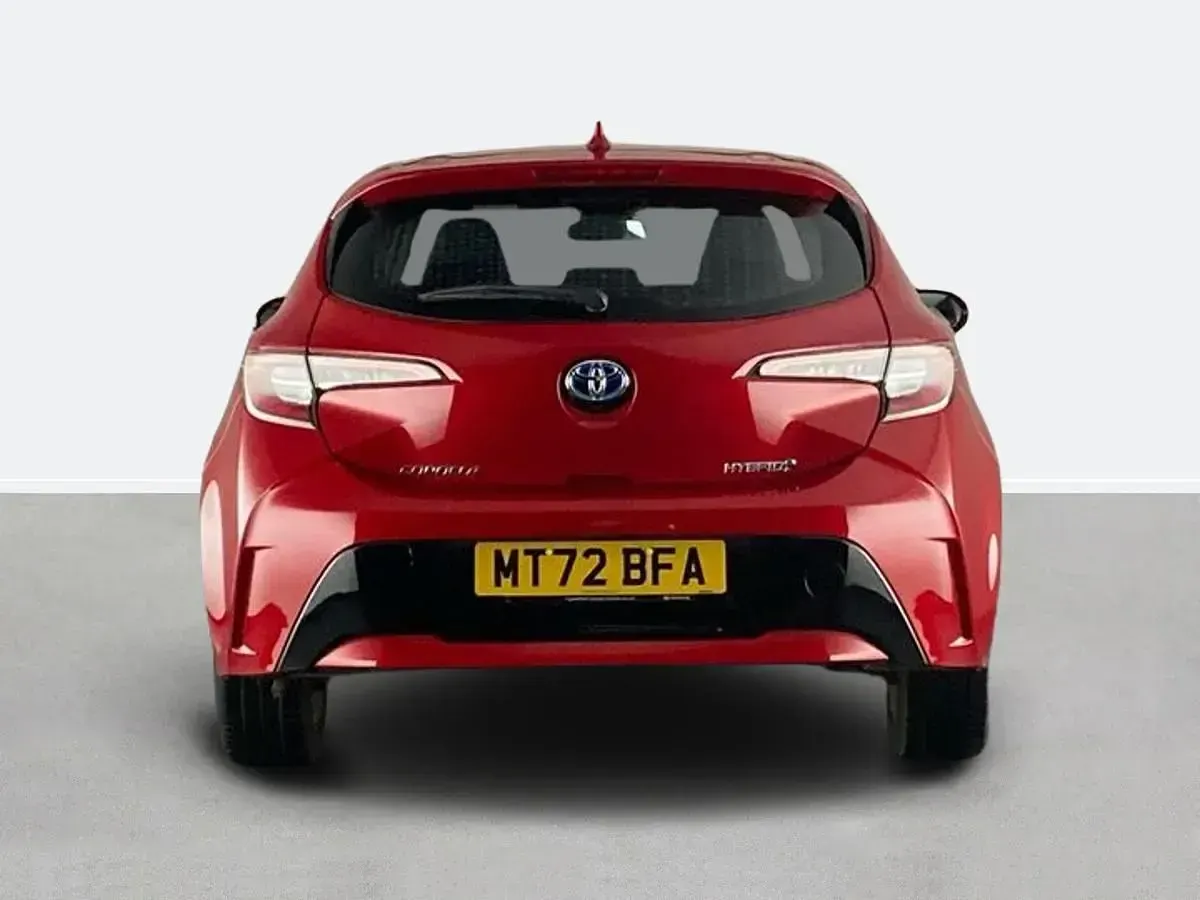 Usado Toyota Corolla 2022 Rojo Utilitario