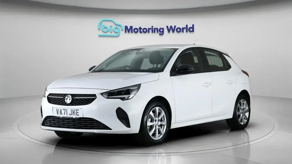 Used Vauxhall Corsa Edition 75 HP (55 kW) 2022 White Hatchback