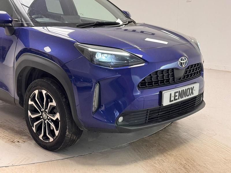 Used Toyota Yaris Hybrid Design 2023 Blue Hatchback