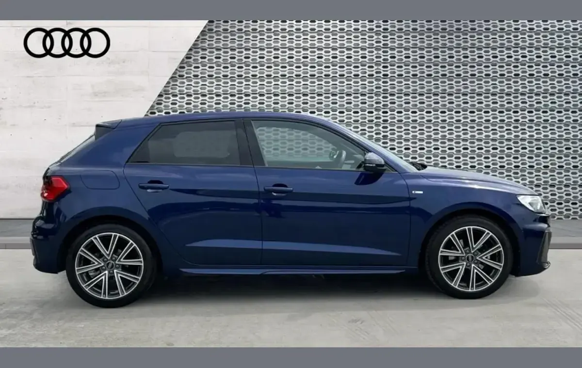 Used Audi A1 S-Line 108 HP (79 kW) 2024 Blue SUV
