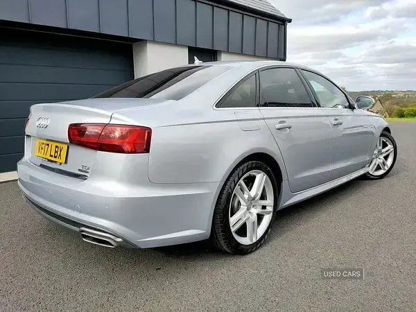 Usado Audi A6 S-Line 190 HP (139 kW) 2017 Prateado Sedan