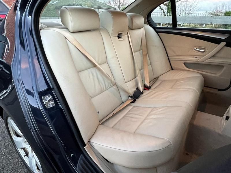 Used BMW 525 Exclusive 215 HP (158 kW) 2007 Blue Sedan