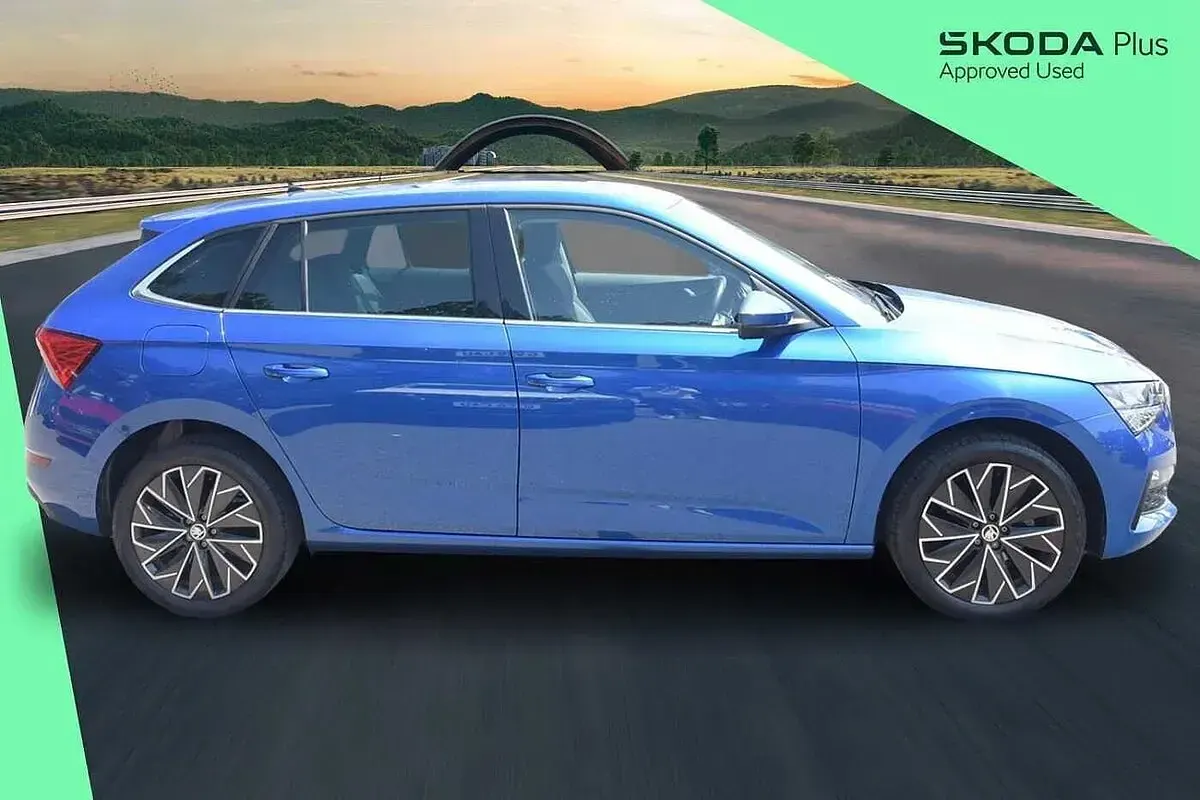 Used Skoda 110 R SE L 81 HP (59 kW) 2022 Race blue metallic Estate