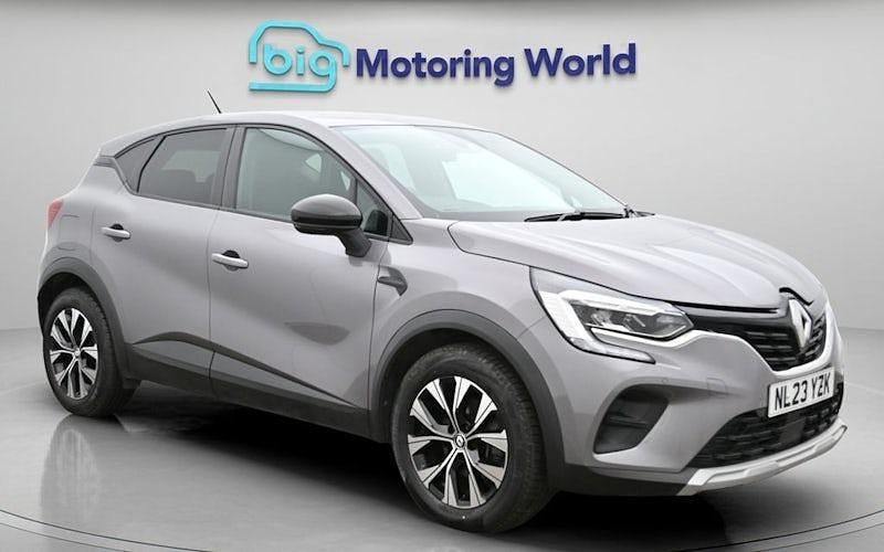 Second-hand Renault Captur Evolution 143 CP (105 kW) 2023 SUV