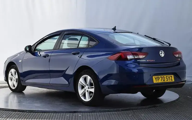 Used Vauxhall Insignia Sport 160 HP (117 kW) 2020 Blue Hatchback