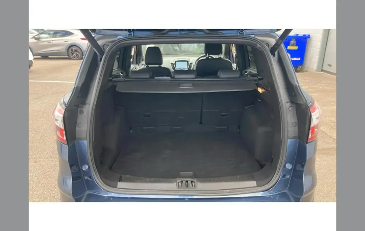 Used Ford Kuga ST-Line 177 HP (130 kW) 2019 Blue SUV